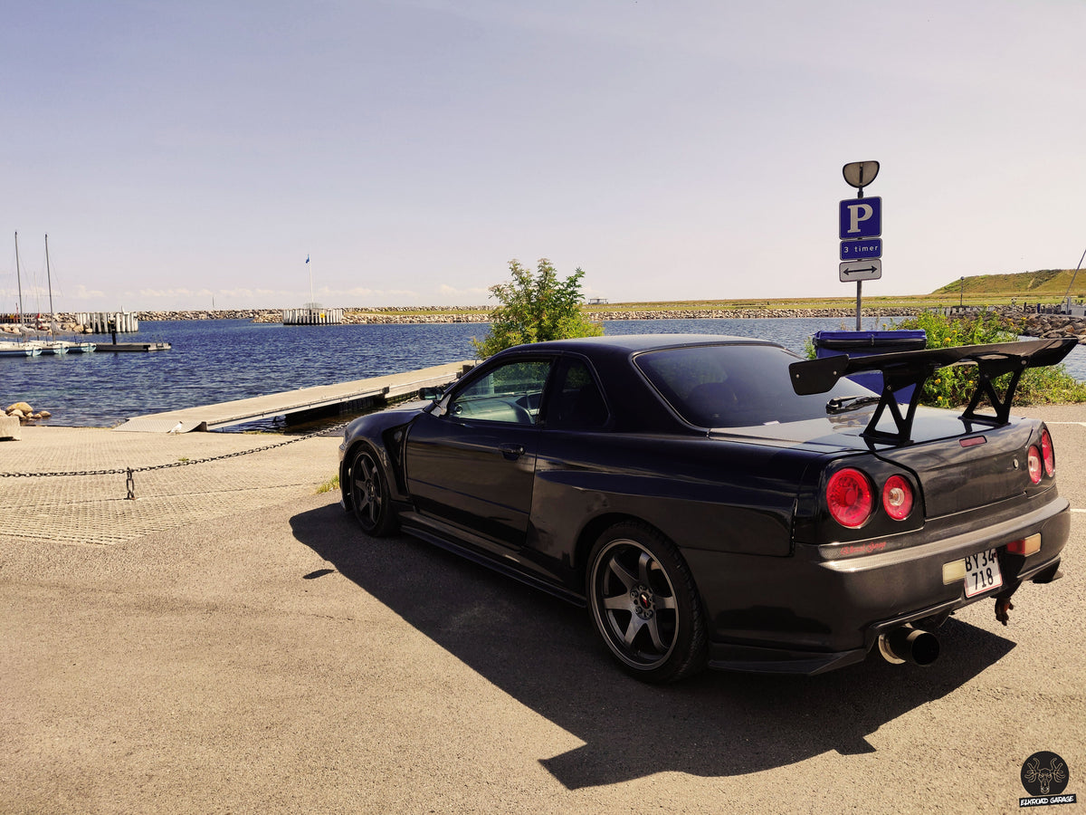CARBON WIDEBODY R34 SKYLINE